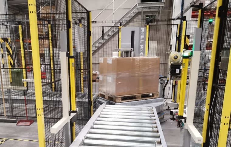 PallPack sträckfilmsmaskin hos AD Plast