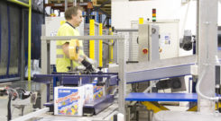 PallPack tejpmaskin hos Mapei